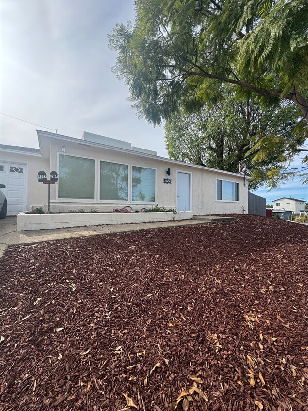 Foto del edificio - 5262 Rincon St