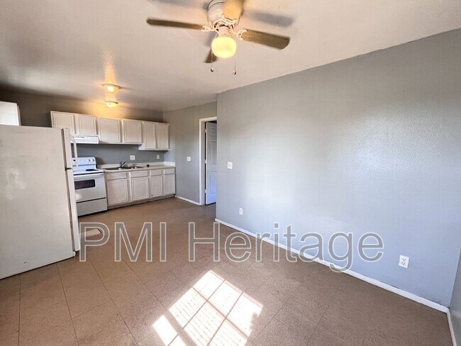 Foto del edificio - 813 E Huntsville Ave