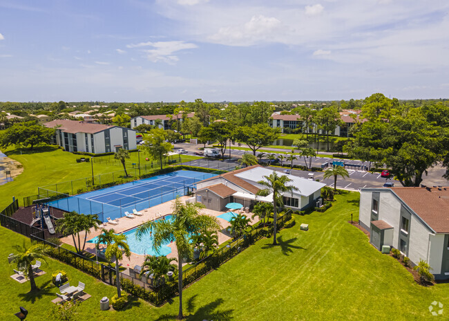 Pool & Tennis Area - Rosemont Royal Palm