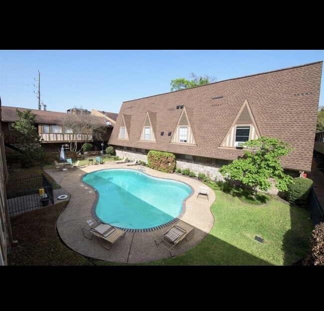 Building Photo - 2574 Marilee Ln