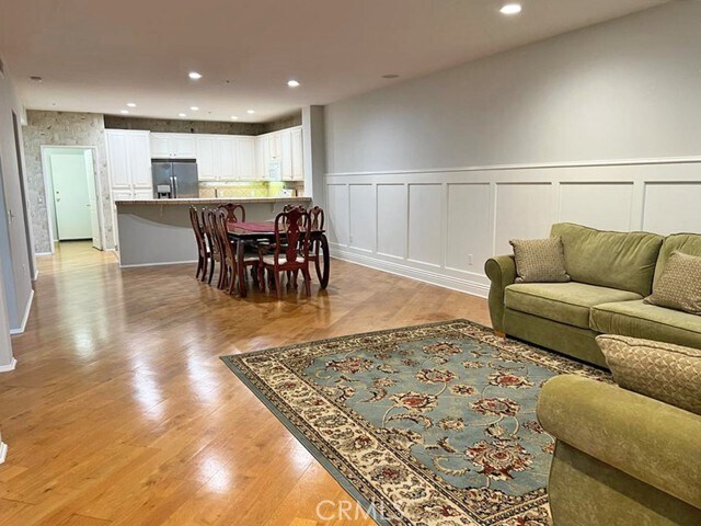 Building Photo - 3 Leucadia