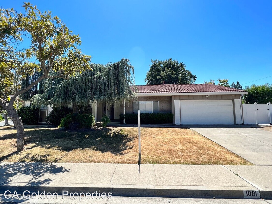 Primary Photo - 4 br, 2 bath House - 1081 Winton Dr.