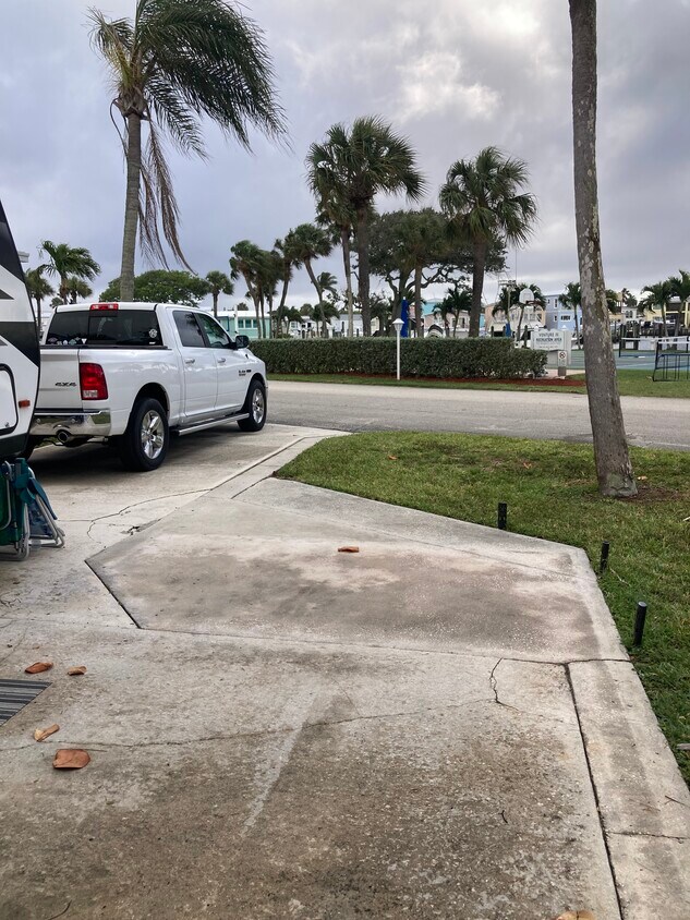 Foto del edificio - 10725 S Ocean Dr