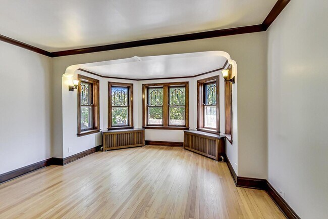 Building Photo - 1814 Wesley Ave