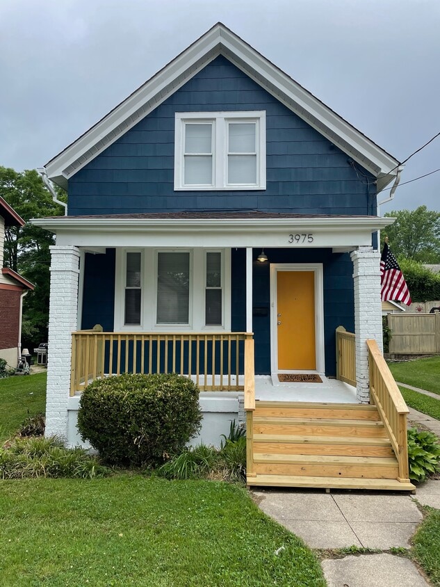 3975 Glenmore Ave, Cheviot, OH 45211 House Rental in Cheviot, OH