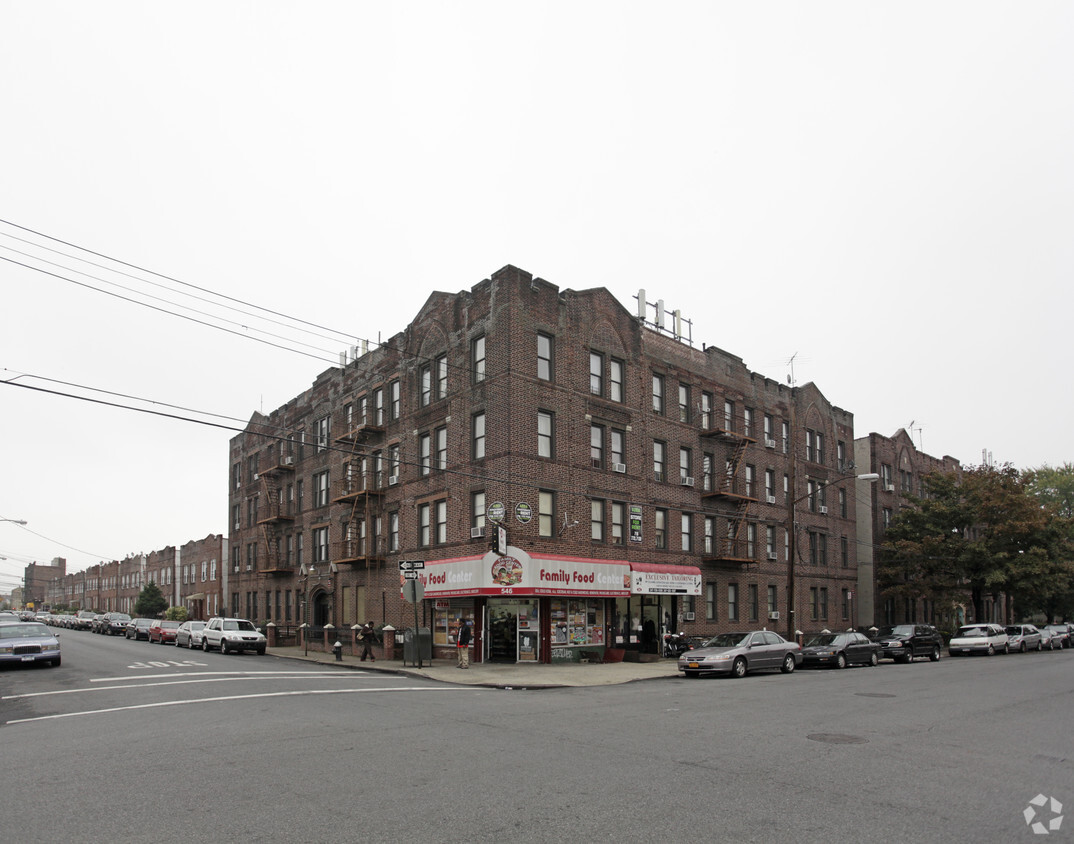 Foto principal - 546-556 Midwood St