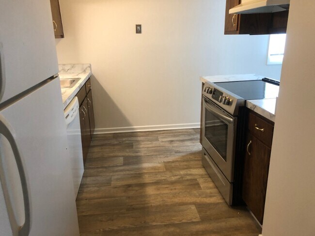 Foto del edificio - 2021 NW hickory Ln
