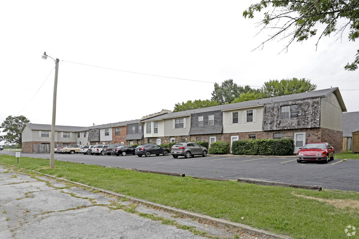 Foto del edificio - Garland Townhouses