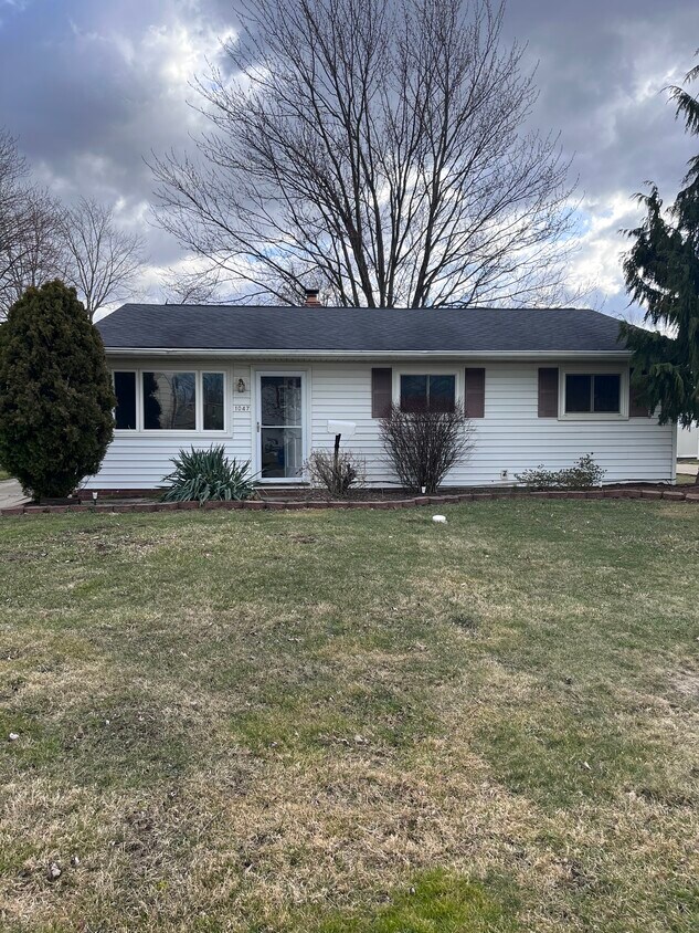 1047 E 348th St, Eastlake, OH 44095 House for Rent in Eastlake, OH