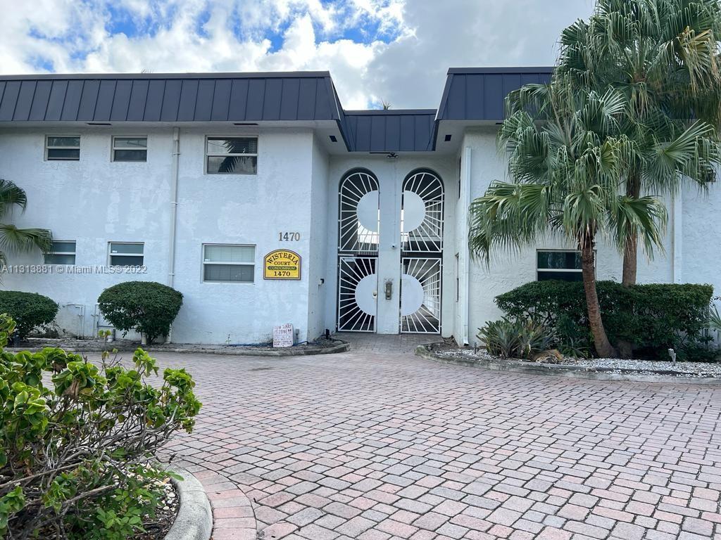 Primary Photo - 1470 N Dixie Hwy