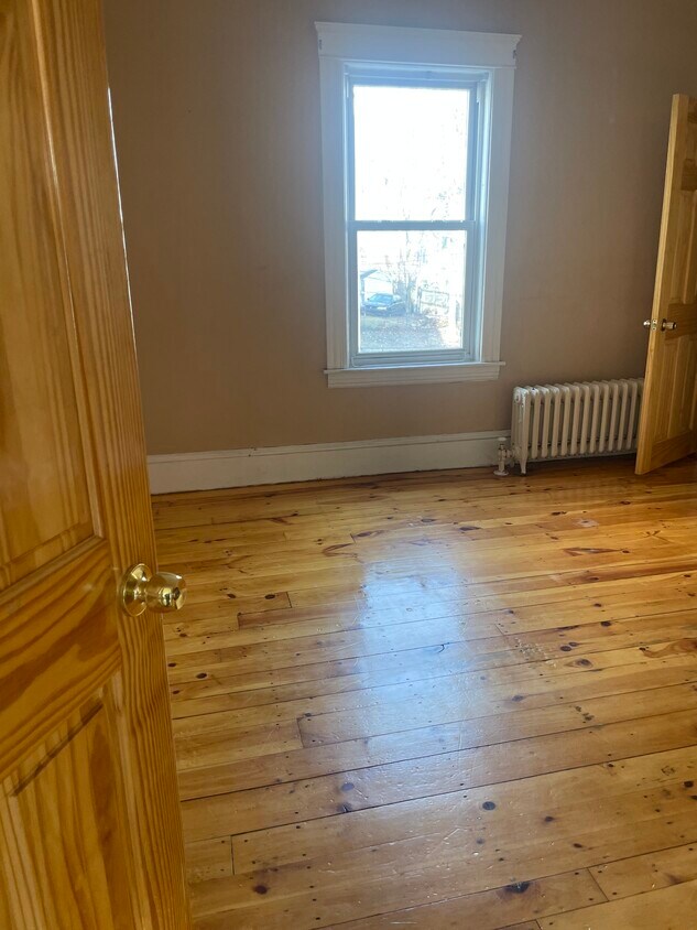 Foto del edificio - 93 Ingleside Ave