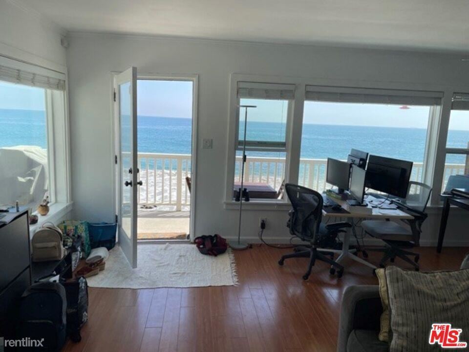 Foto principal - 22860 Pacific Coast Hwy