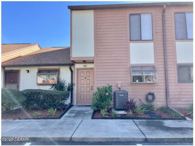 Building Photo - 165 White Fawn Dr