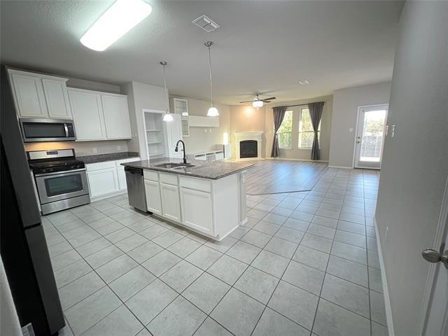 Foto del edificio - 1724 Lone Lynx Wy