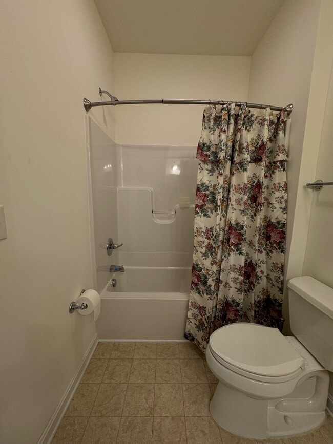 5102 E Pebble Ln Unit G, Milford, DE 19963 Condo for Rent in Milford