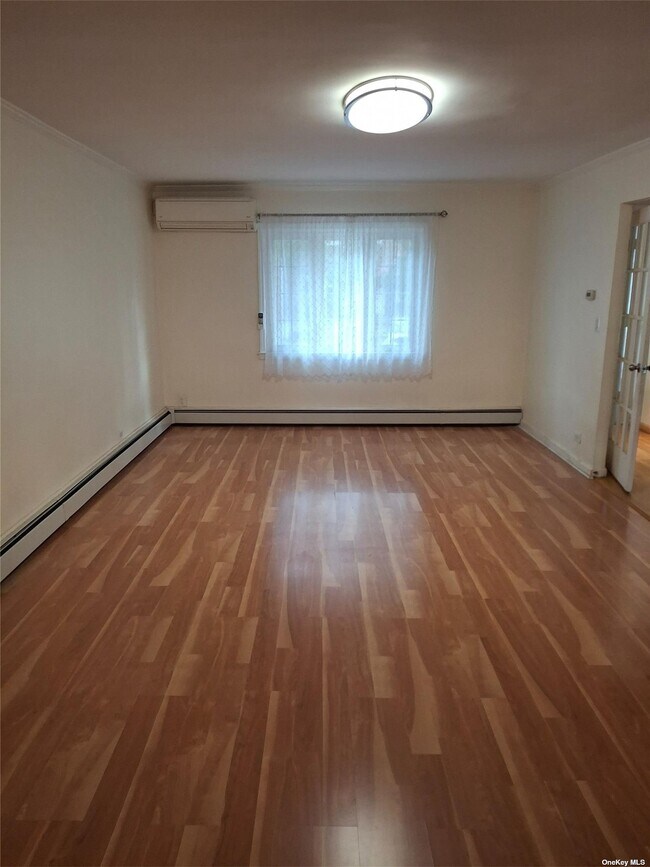 Foto del edificio - 69-22 198th St