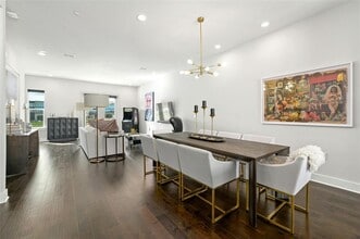 Building Photo - 4604 Longevity Dr