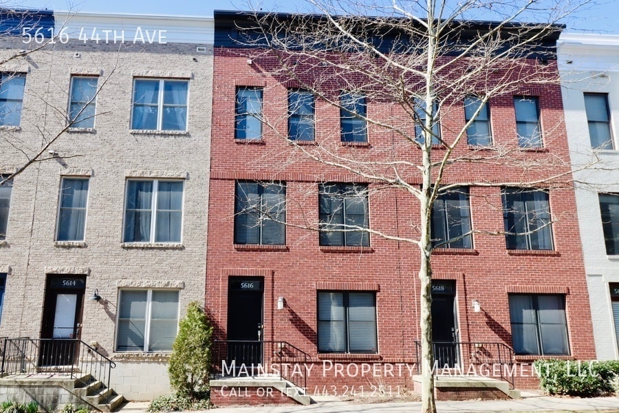 Spacious 3 Bedroom Townhome in Hyattsville... Townhouse for Rent in