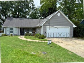 Building Photo - 1425 Timber Cir