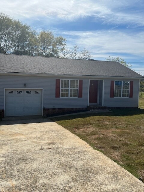 Primary Photo - 131 Brooke Ln NE