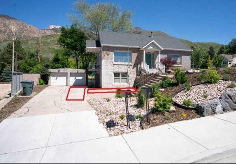 Primary Photo - 3590 Polk Ave