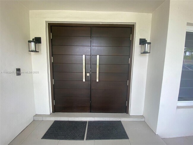 Foto del edificio - 20405 NE 22nd Pl