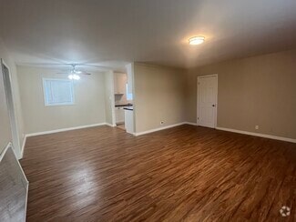 Building Photo - 14149 Vanowen St
