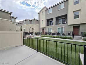 Building Photo - 2843 Kona Blue Ln