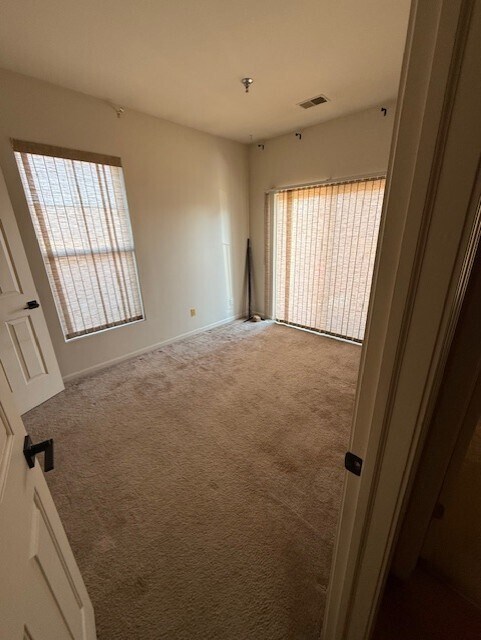 Foto del edificio - 3741 S Wayne Rd