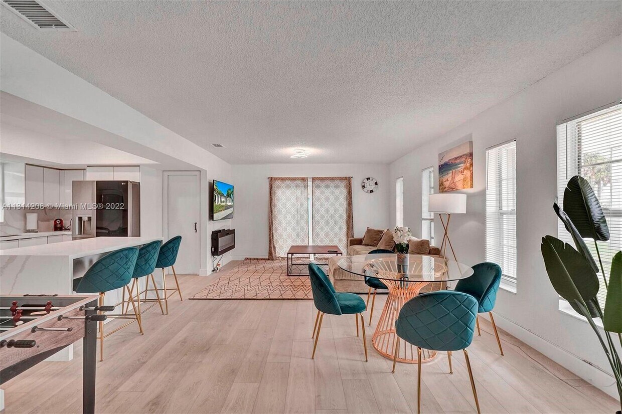 1302 SE 2nd Ave, Dania Beach, FL 33004 House for Rent in Dania Beach