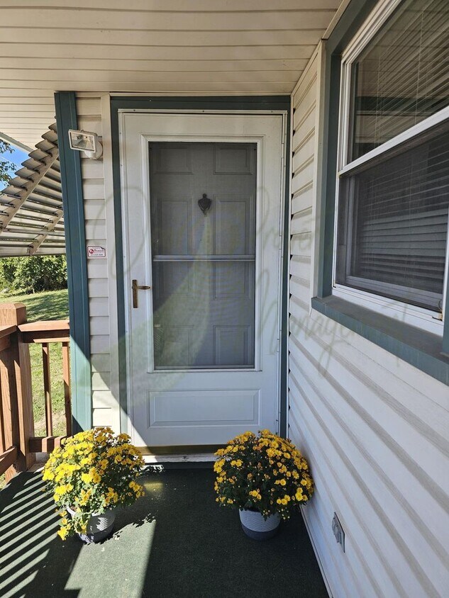 Foto principal - 3213-3215 Marsh Ave