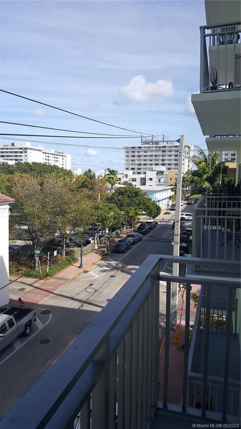 Foto principal - 363 Washington Ave