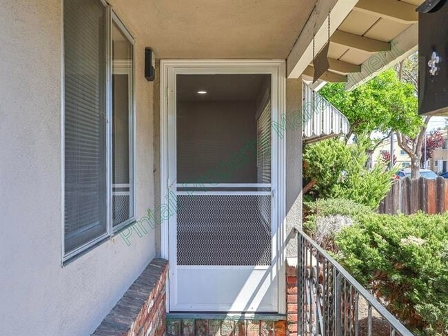 Photo - 817 Harrison St Townhome