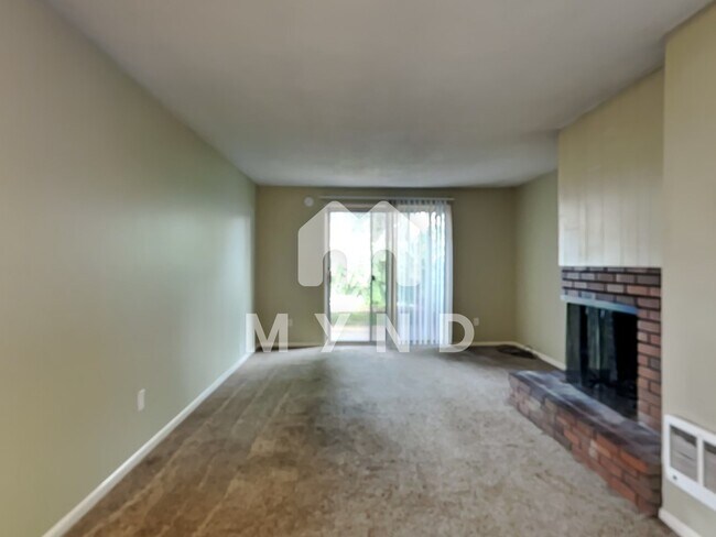 Foto del edificio - 707 NE 108th Ave