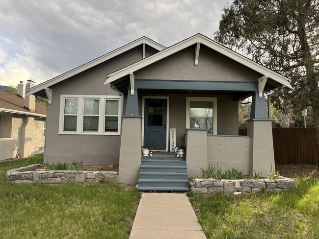 Foto del edificio - 801 Cheyenne Blvd