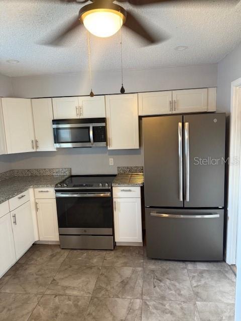 Building Photo - 1496 Coronet Dr