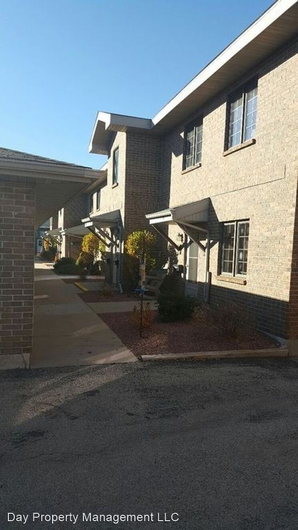 Foto del edificio - 410 Fox Shores Dr