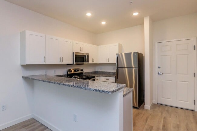 Interior Photo - Nottinghill Living Davenport