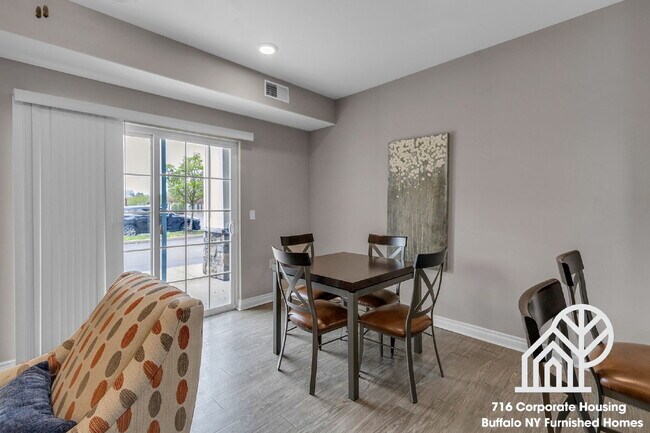 Foto del edificio - Furnished 2-Bedroom, 2-Bath Apartment near UB North