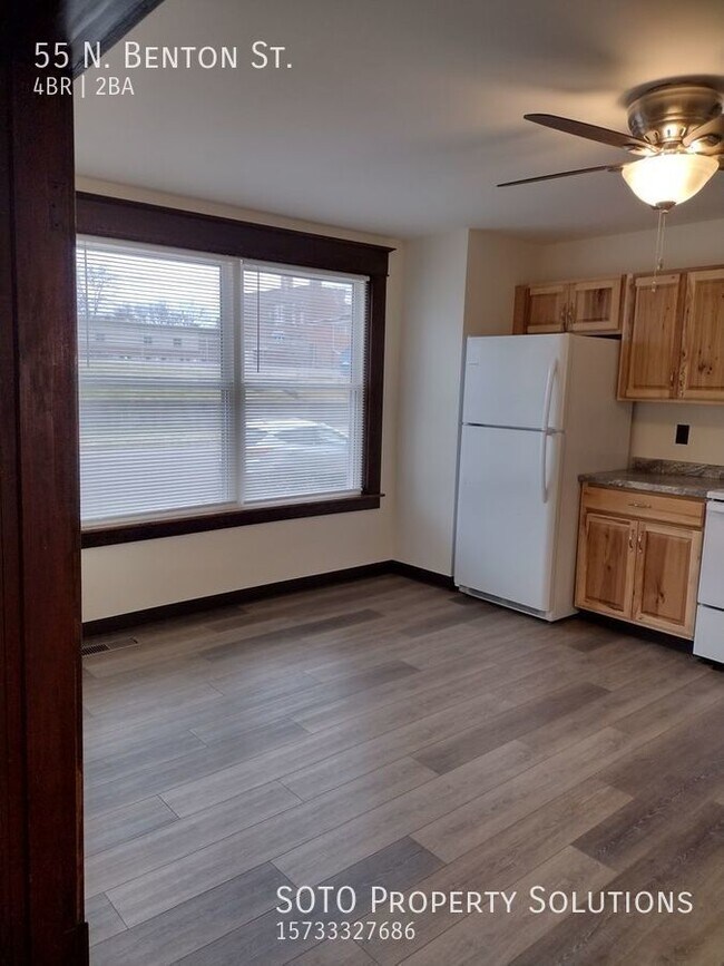 Building Photo - 4BD/2BA Updated Home