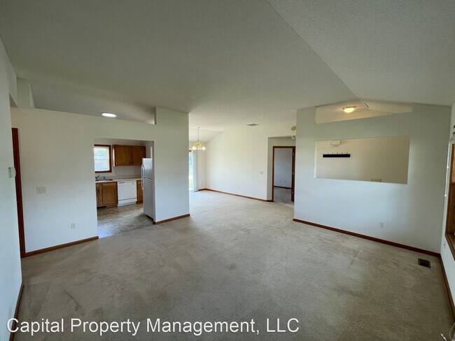 Building Photo - 3 br, 2 bath House - 5606 Cave Creek Dr.