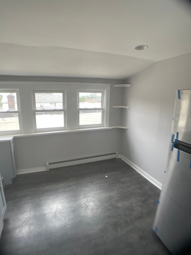 Kitchen II - 27 Wolcott Ter