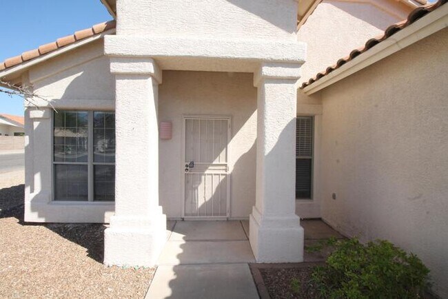 Building Photo - 9836 E Cisco Ct
