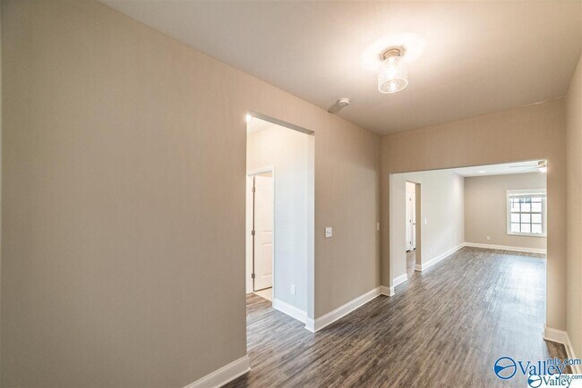 Building Photo - 3029 Crystal Creek Dr