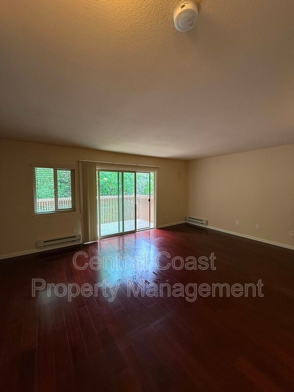 Foto del edificio - 300 Glenwood Cir