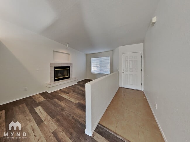 Foto del edificio - 4230 S Mayberry Pl