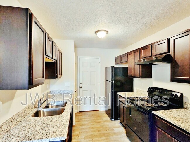 Building Photo - 4204 Katanga Dr N