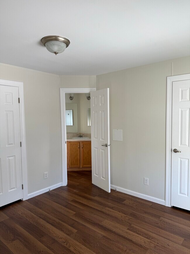 Foto del edificio - 64 Alflo Cir