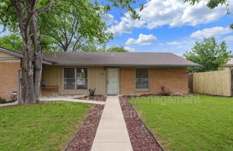 Building Photo - 306 E Cheryl Dr