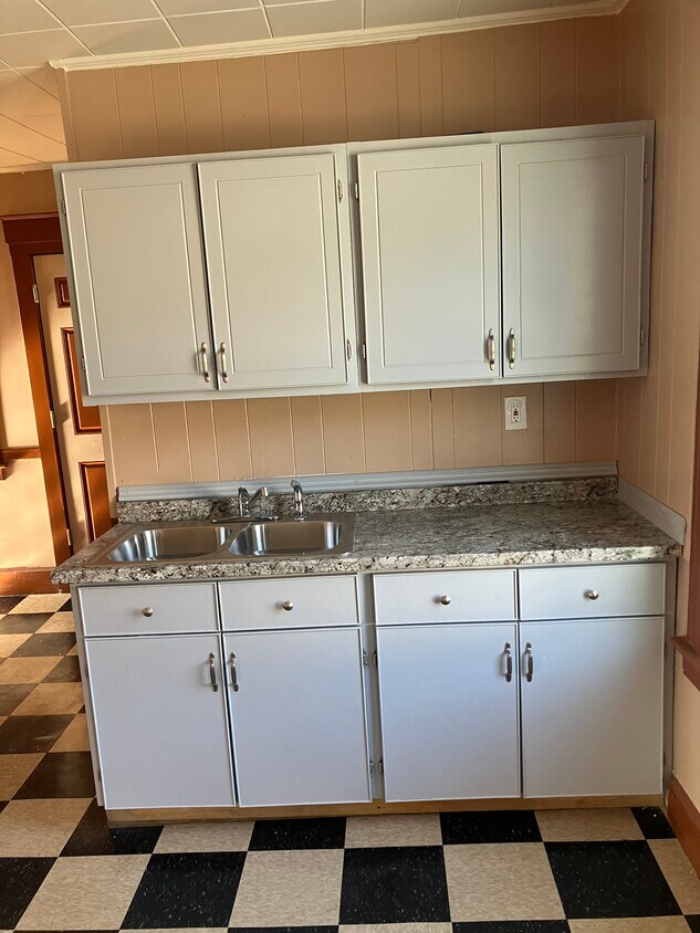 Foto principal - 110 Oak St